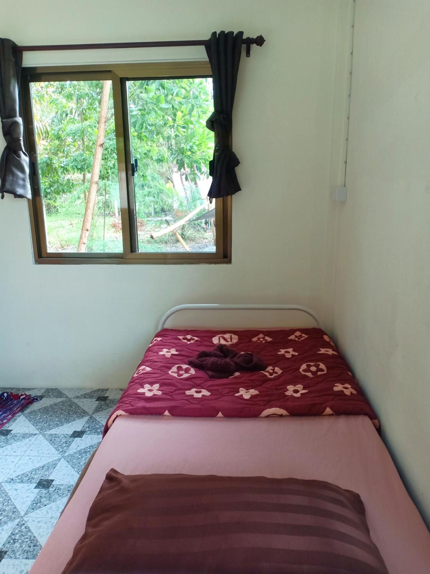 Win Gray Homestay Resort Pathiu Стая снимка